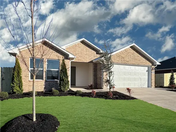 108 Ruggles Street, Pea Ridge, AR 72751