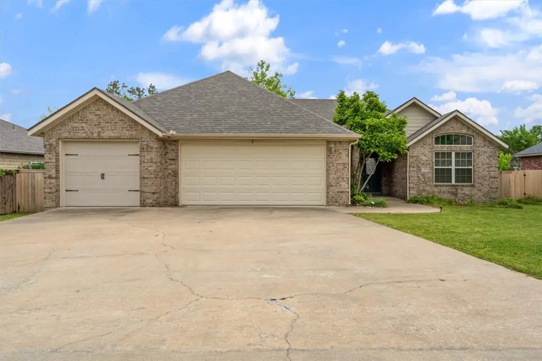 739 W Partridge Drive, Fayetteville, AR 72701 - #1
