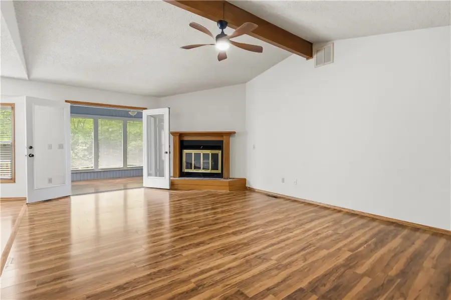 33 Farnham Drive, Bella Vista, AR 72714 - #3