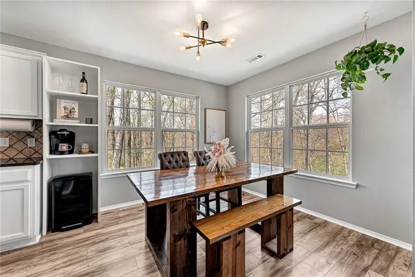 10 W Crook Lane, Bella Vista, AR 72714