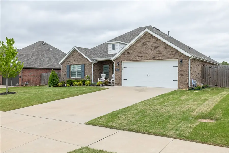 3434 Bowen Drive, Springdale, AR 72764 - #3