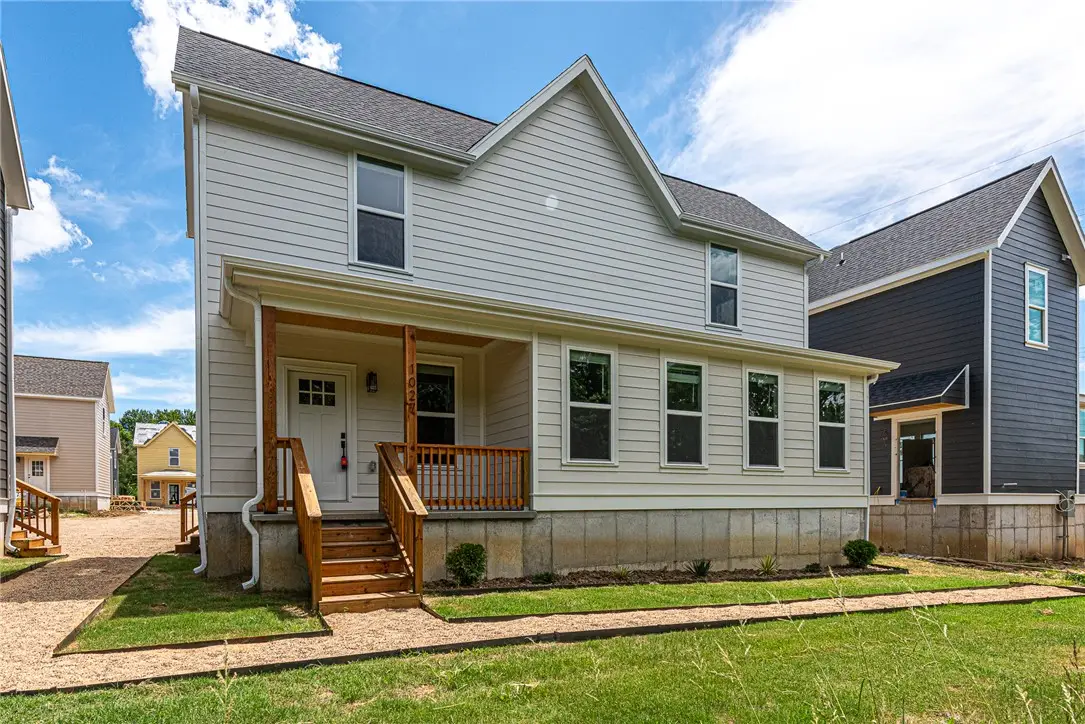 3179 W Tulsa Street, Fayetteville, AR 72704 - #1