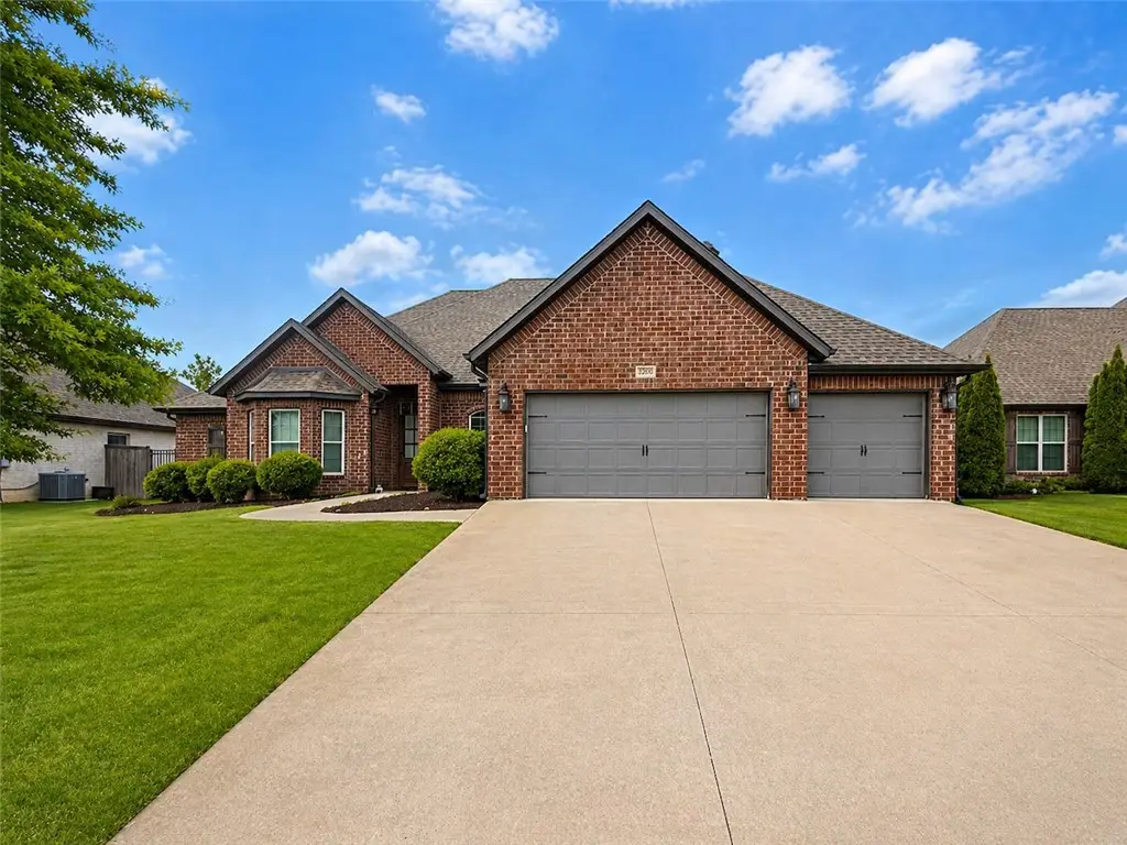 3200 SW Satinwood, Bentonville, AR 72712 - #1