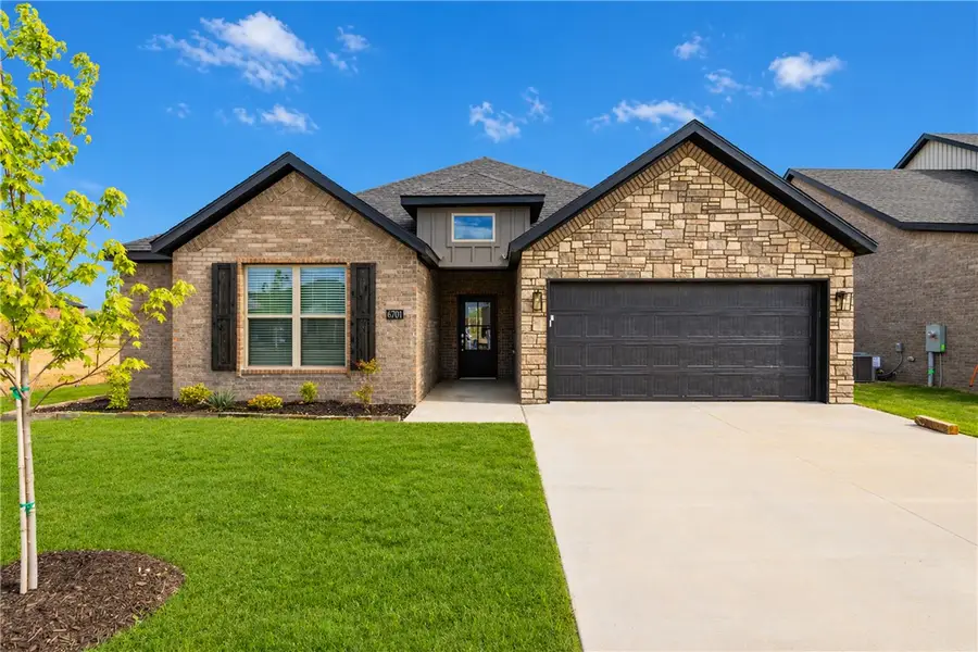 6701 SW High Meadow Boulevard, Bentonville, AR 72713 - #2