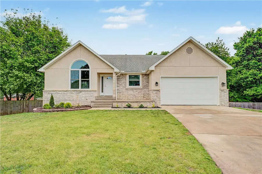 812 Cedar Lane, Prairie Grove, AR 72753 - #2