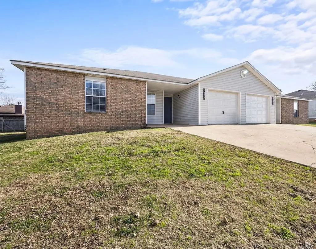 1372 & 1374 N Chickadee Avenue, Fayetteville, AR 72704 - #1