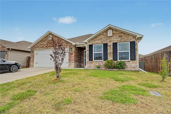 519 Woodcreek Loop, Lowell, AR 72745