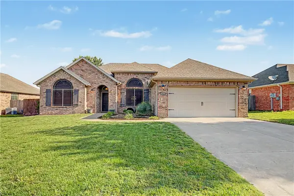 4208 SW Brownstone Avenue, Bentonville, AR 72712
