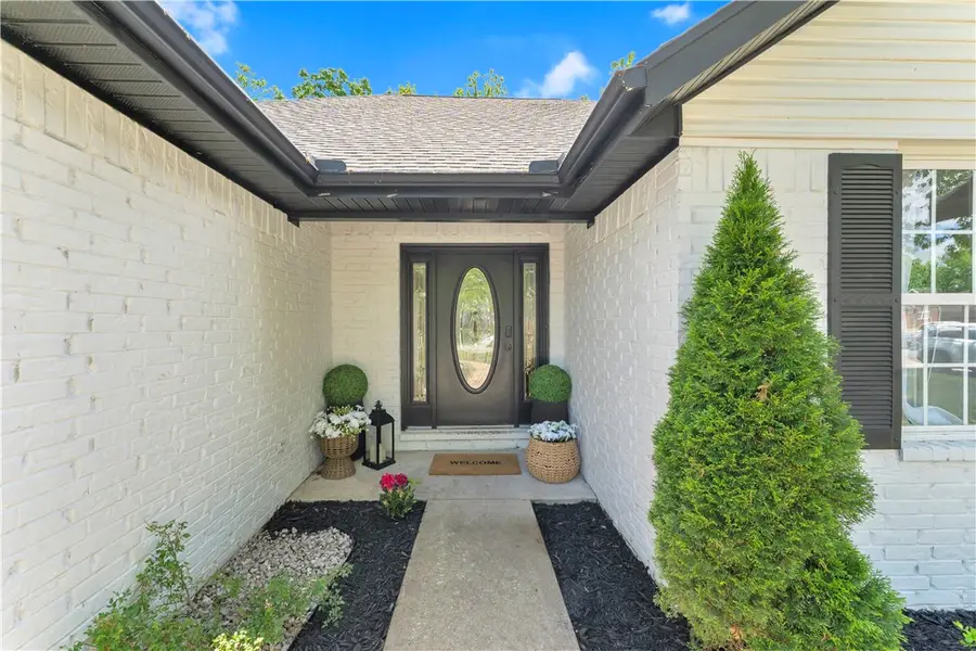 3492 Eaglecrest Circle, Springdale, AR 72762 - #3