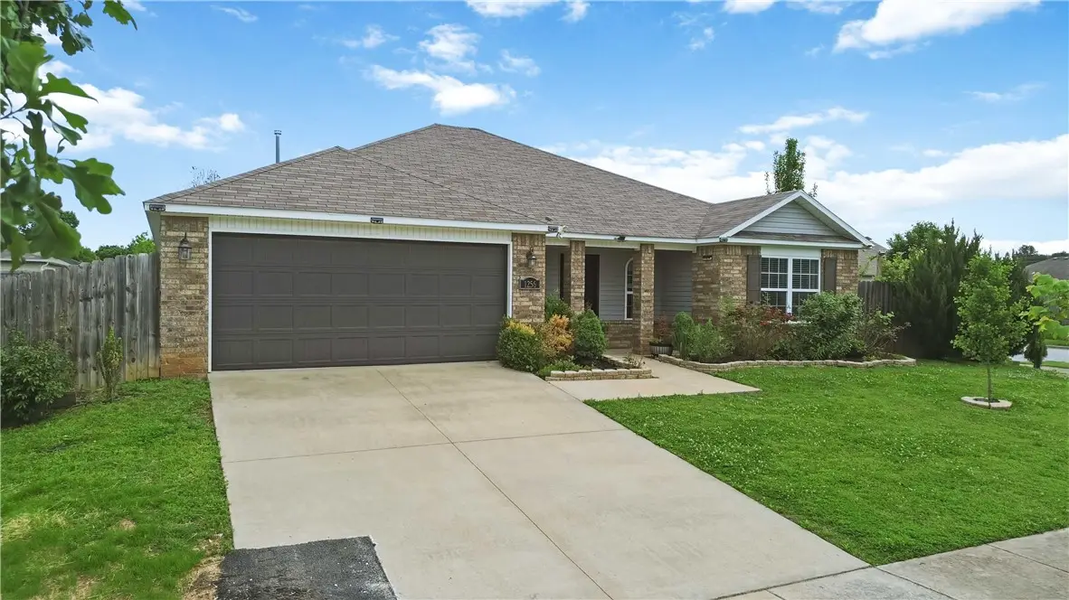 1256 S Splash Drive, Fayetteville, AR 72701 - #1