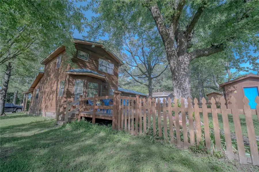 304 Warren Avenue, Huntsville, AR 72740 - #3