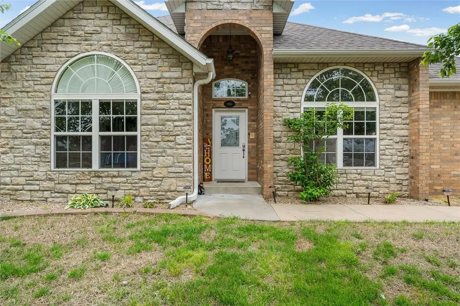 306 Camelot Drive, Rogers, AR 72756 - #2