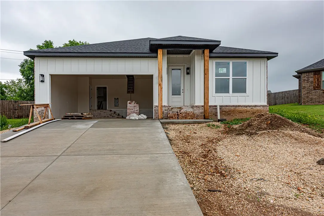 821 Pinnacle Street, Prairie Grove, AR 72753 - #1