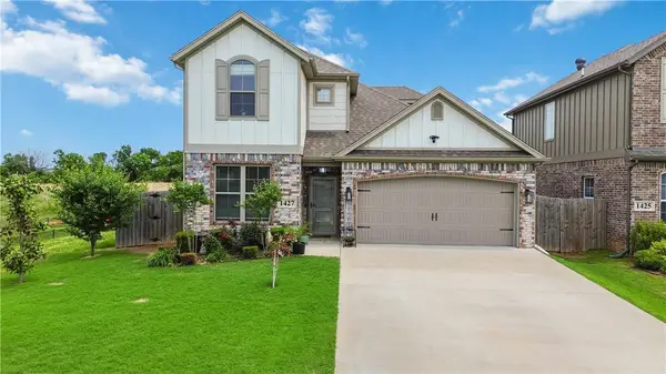 1427 Fifth Avenue, Lowell, AR 72745
