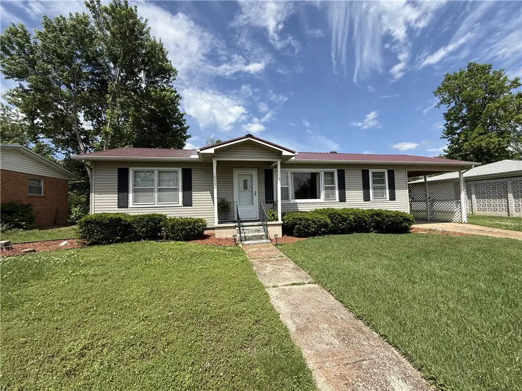 1003 Berry Street, Harrison, AR 72601 - #1