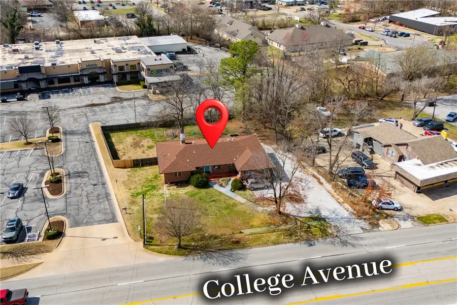 2227 N College Avenue, Fayetteville, AR 72703 - #2