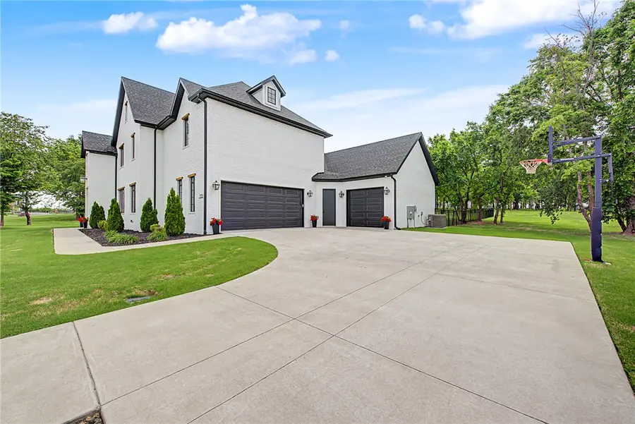 1721 Westend Avenue, Centerton, AR 72719 - #2