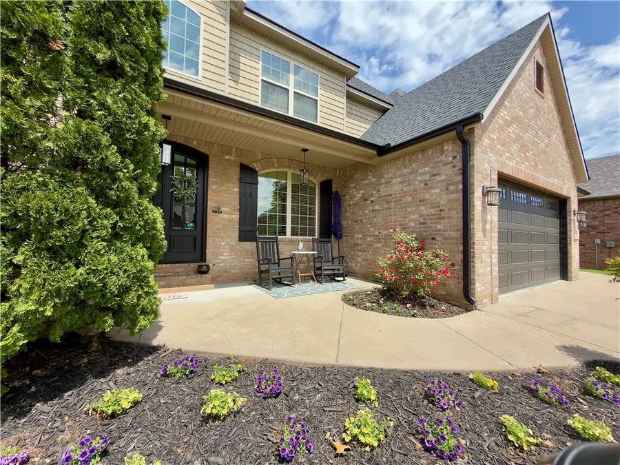 4203 NE Kenton Avenue, Bentonville, AR 72712 - #2
