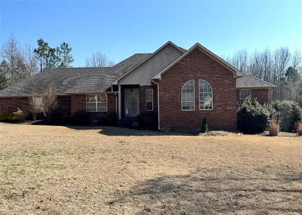 421 Channel Circle, Russellville, AR 72802