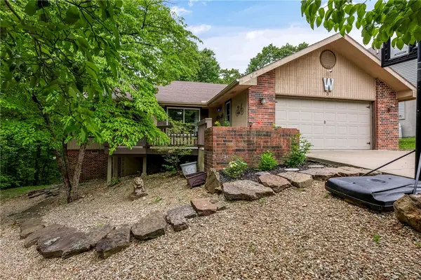 8 Harling Lane, Bella Vista, AR 72715
