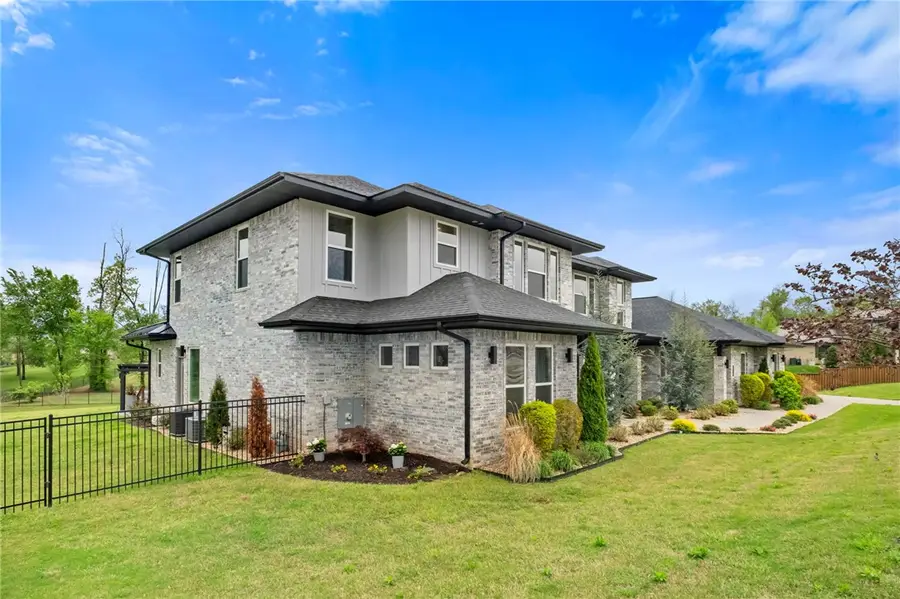 4315 S Scissortail Drive, Bentonville, AR 72713 - #3