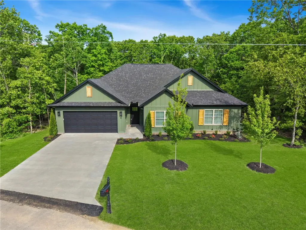 4 Naver Lane, Bella Vista, AR 72715 - #1
