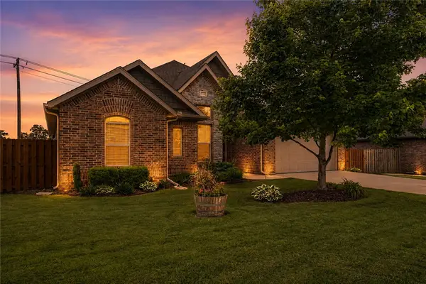 6209 S 56th Street, Rogers, AR 72758