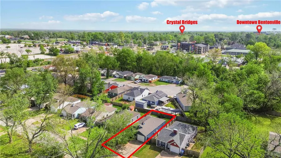 206 NW J Street, Bentonville, AR 72712 - #2