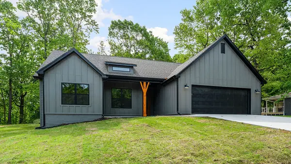 28 Dumfries Drive, Bella Vista, AR 72715