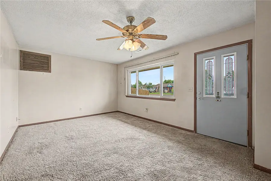 715 N 12th Place, Rogers, AR 72756 - #2