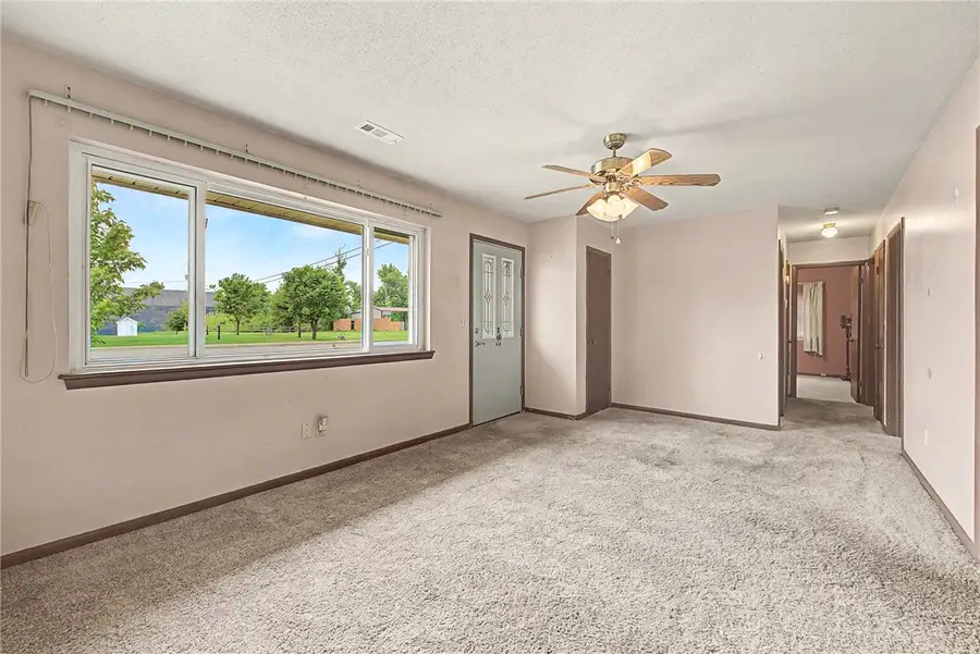 715 N 12th Place, Rogers, AR 72756 - #3