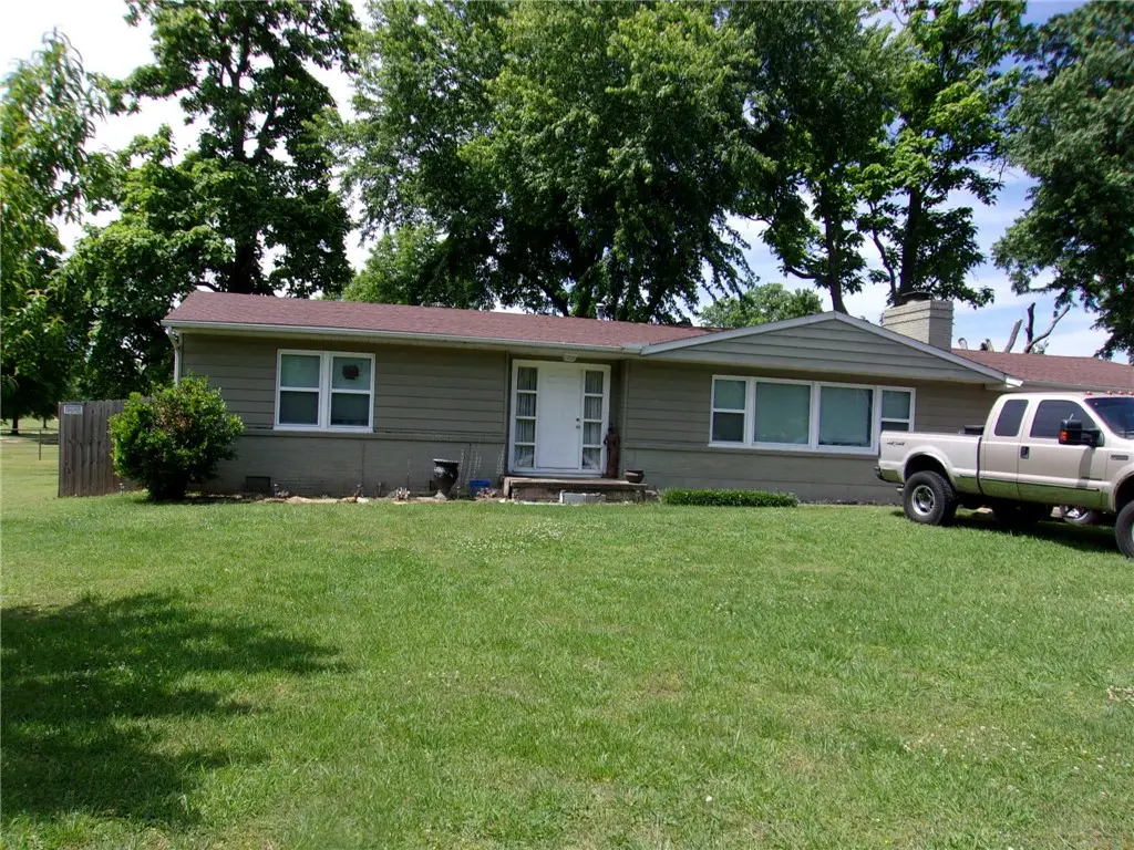 1929 N Center Street, Elkins, AR 72727 - #1