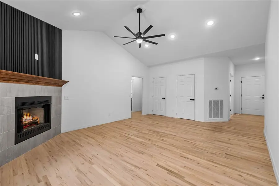 6 Didcot Lane, Bella Vista, AR 72714 - #2