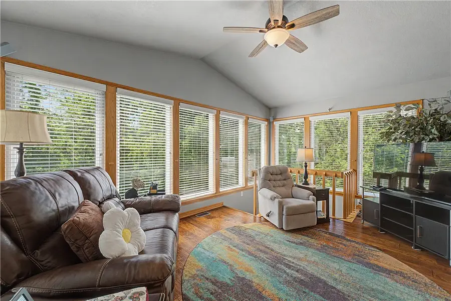 31 Skelton Drive, Bella Vista, AR 72715 - #3