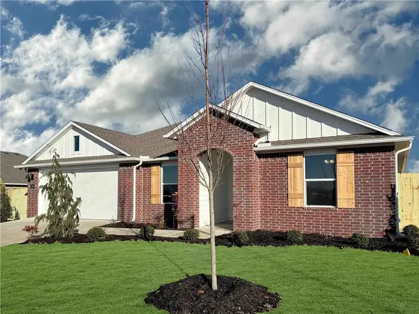 108 Greer Street, Pea Ridge, AR 72751