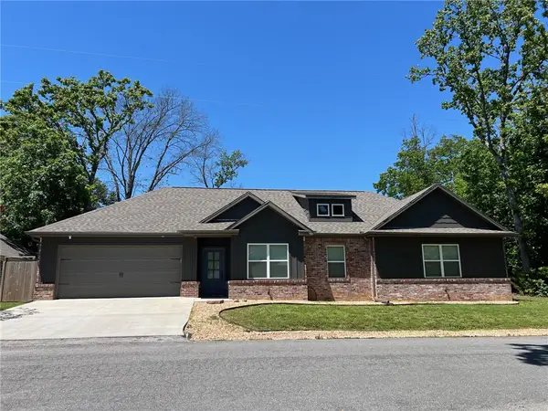 6 Eyemouth Drive, Bella Vista, AR 72715