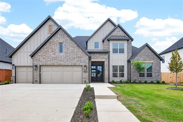 8900 W Comet Drive, Bentonville, AR 72713