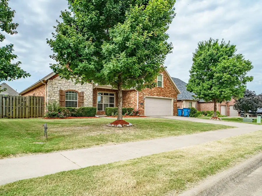 4005 SW Rhinestone Boulevard, Bentonville, AR 72713 - #2