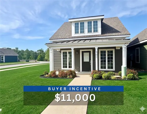 901 NE Heights Lane, Bentonville, AR 72712