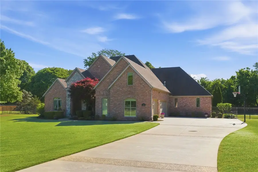 350 Polo Drive, Fayetteville, AR 72703 - #2