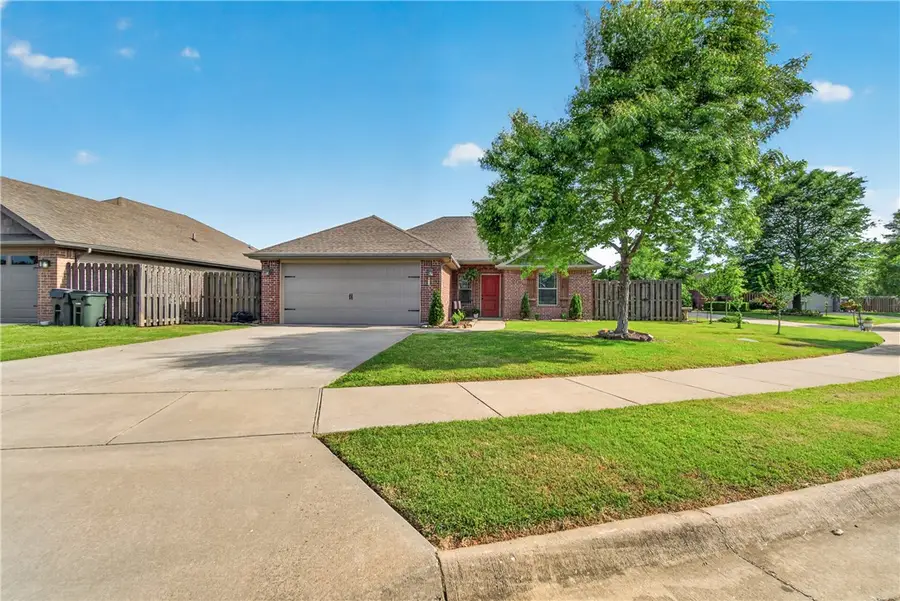 1106 Berkeley Avenue, Rogers, AR 72758 - #2