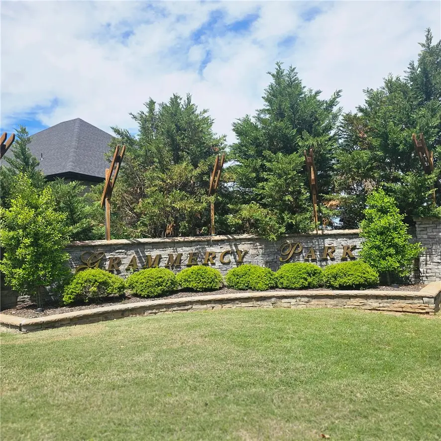 2005 NE Chaucer Street, Bentonville, AR 72712 - #1