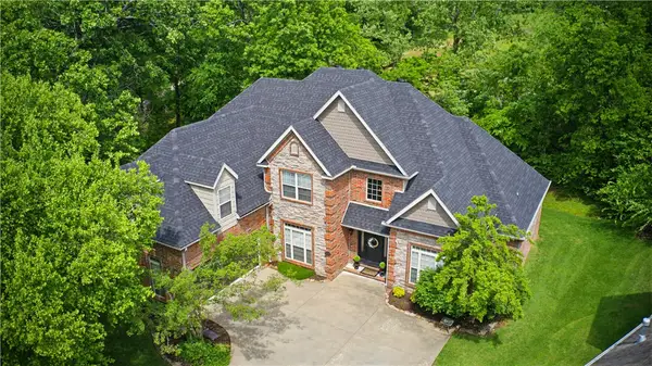 3890 E Chatsworth Road, Fayetteville, AR 72703