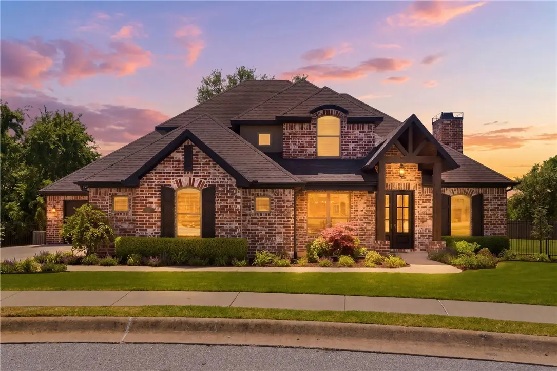 201 Grimsdell Circle, Cave Springs, AR 72718 - #1
