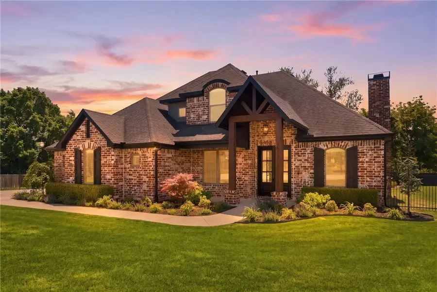 201 Grimsdell Circle, Cave Springs, AR 72718 - #3