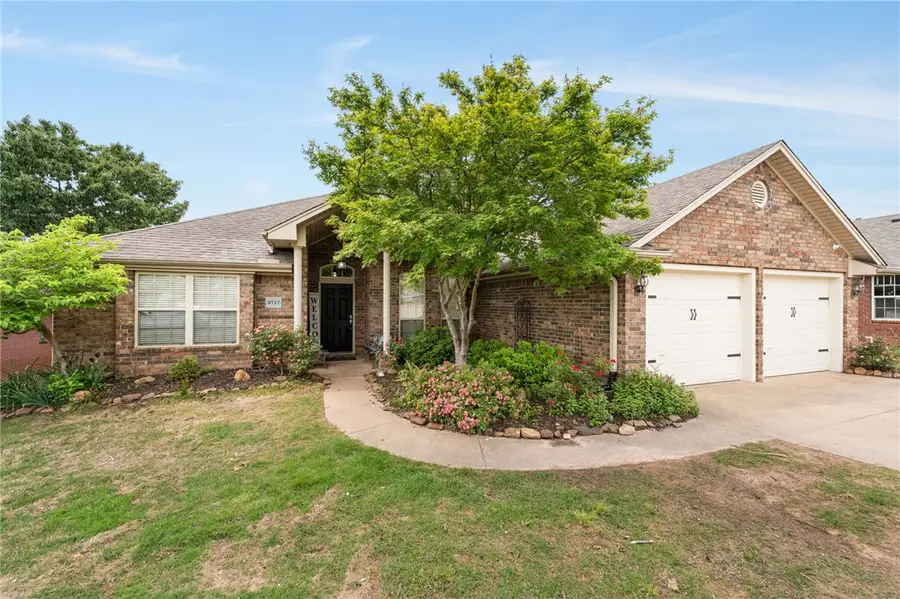 2717 North Hills, Van Buren, AR 72956 - #2