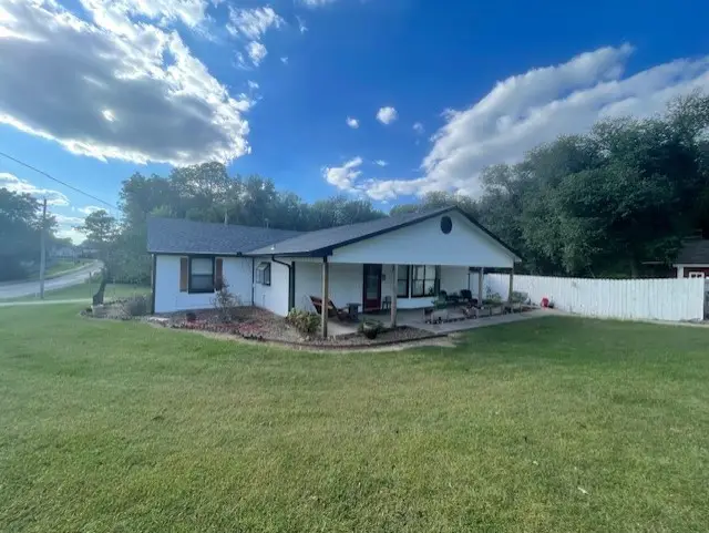 1308 W Stultz Road, Springdale, AR 72764 - #1