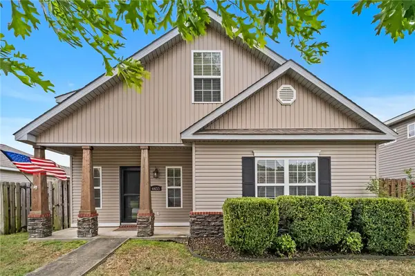 4455 Pecan Street, Fayetteville, AR 72704