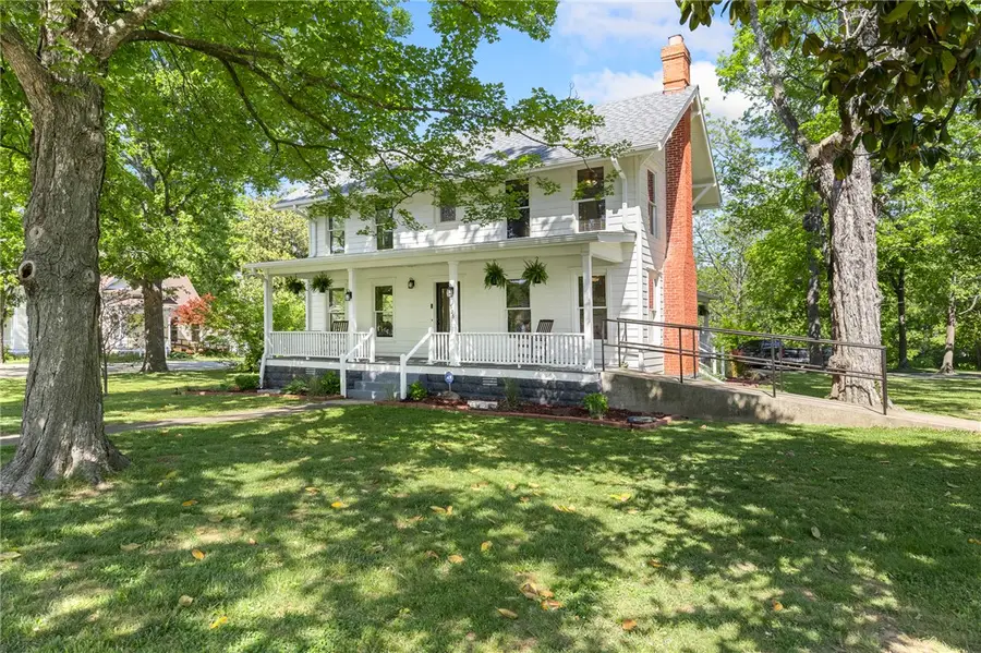623 S Pine Street, Harrison, AR 72601 - #2
