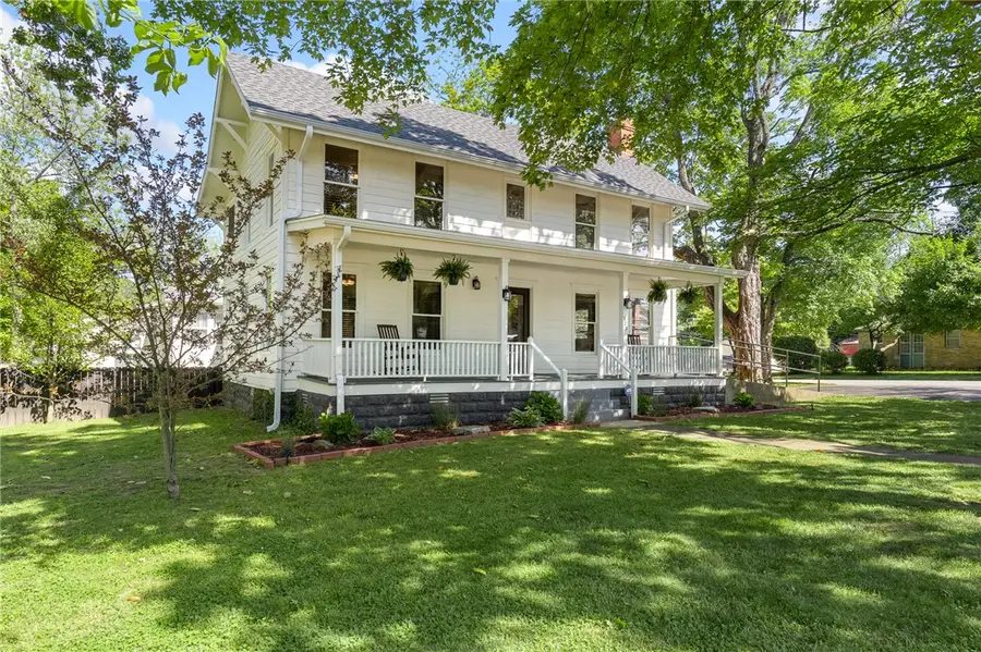 623 S Pine Street, Harrison, AR 72601 - #3